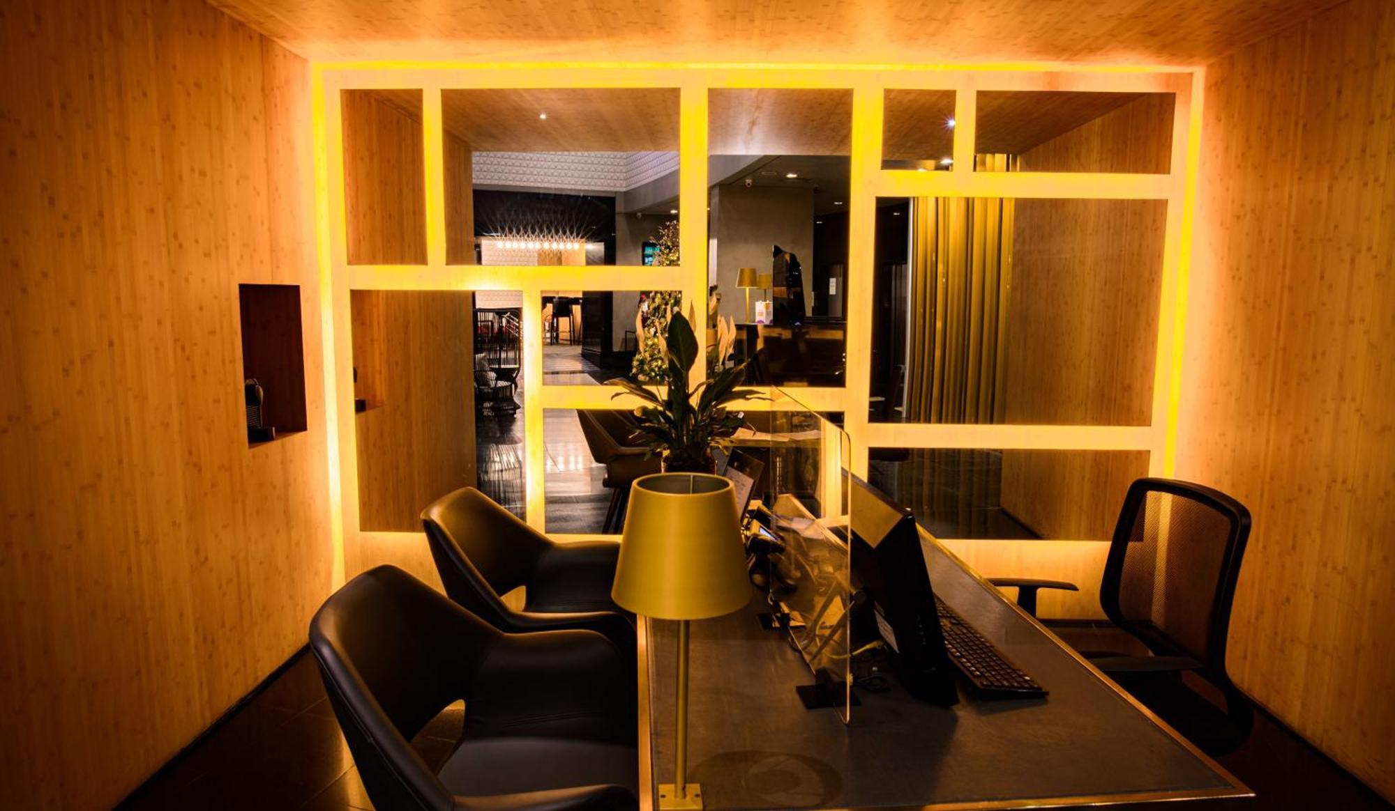 Radisson Alphaville Barueri Exteriör bild The interior of the hotel